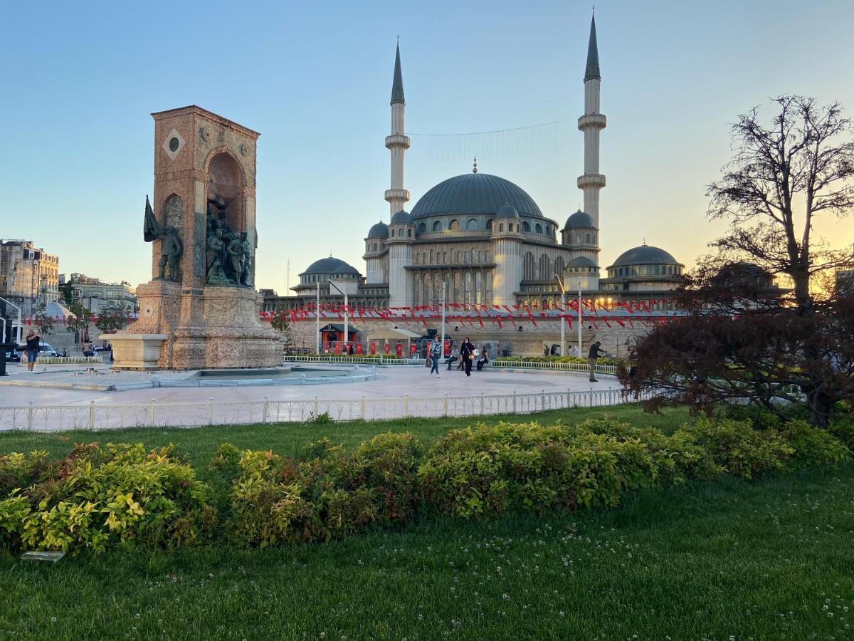 Royalstar Taksim Family Suites 伊斯坦布尔 外观 照片